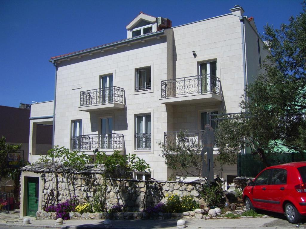 Apartments Villa More Макарська Екстер'єр фото